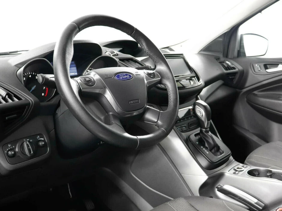 Куга краснодар. Ford Kuga 2 2015 салон. Форд Куга 2020 салон. Форд Куга 2015 года салон. Ford Kuga 2015 салон.